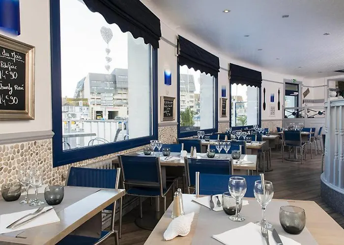 Au Ptit Mousse - Et Restaurant Курсёль-сюр-Мер